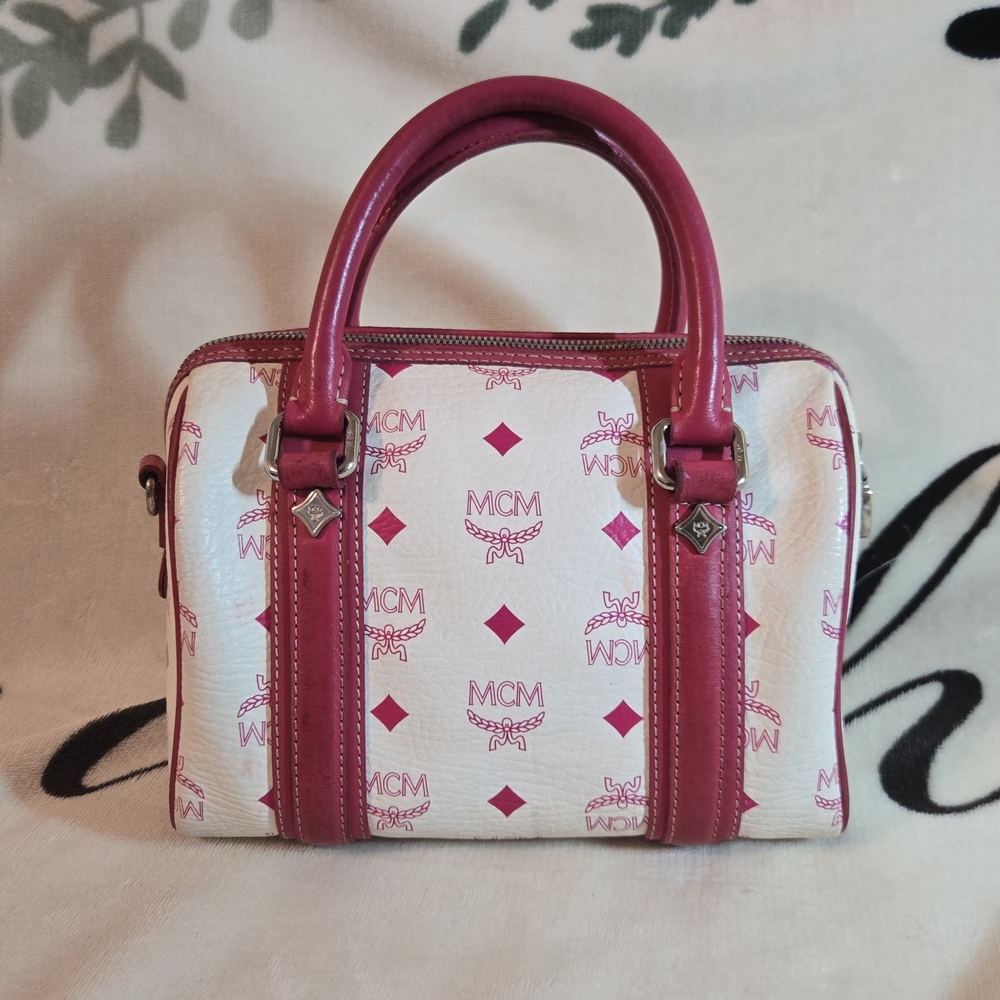 💯 Authentic MCM Boston Handbag (Pink and White) - Picture 2 of 15